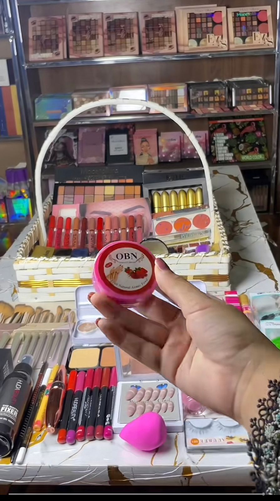 Makeup Deal 02