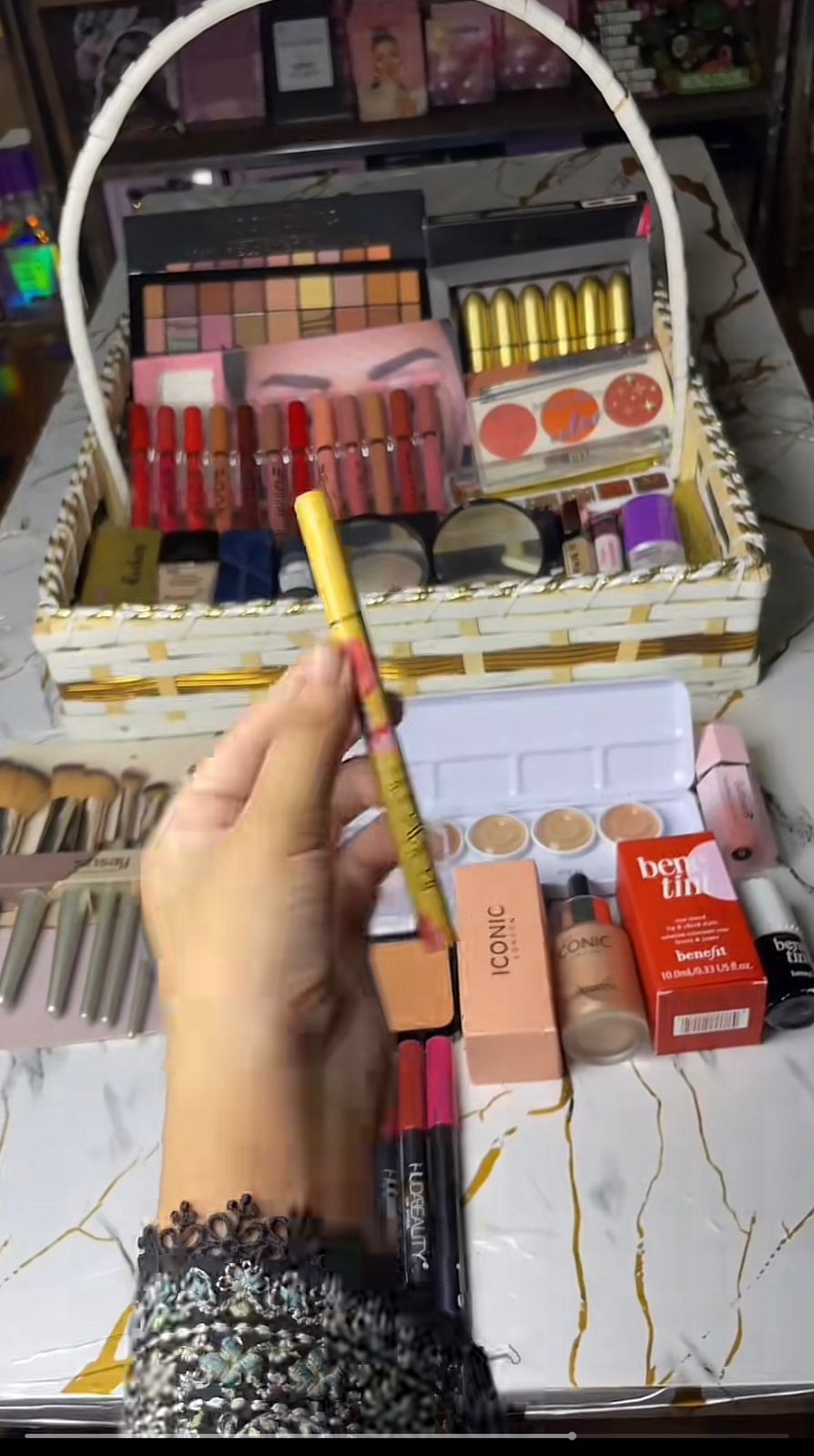 Makeup Deal 02