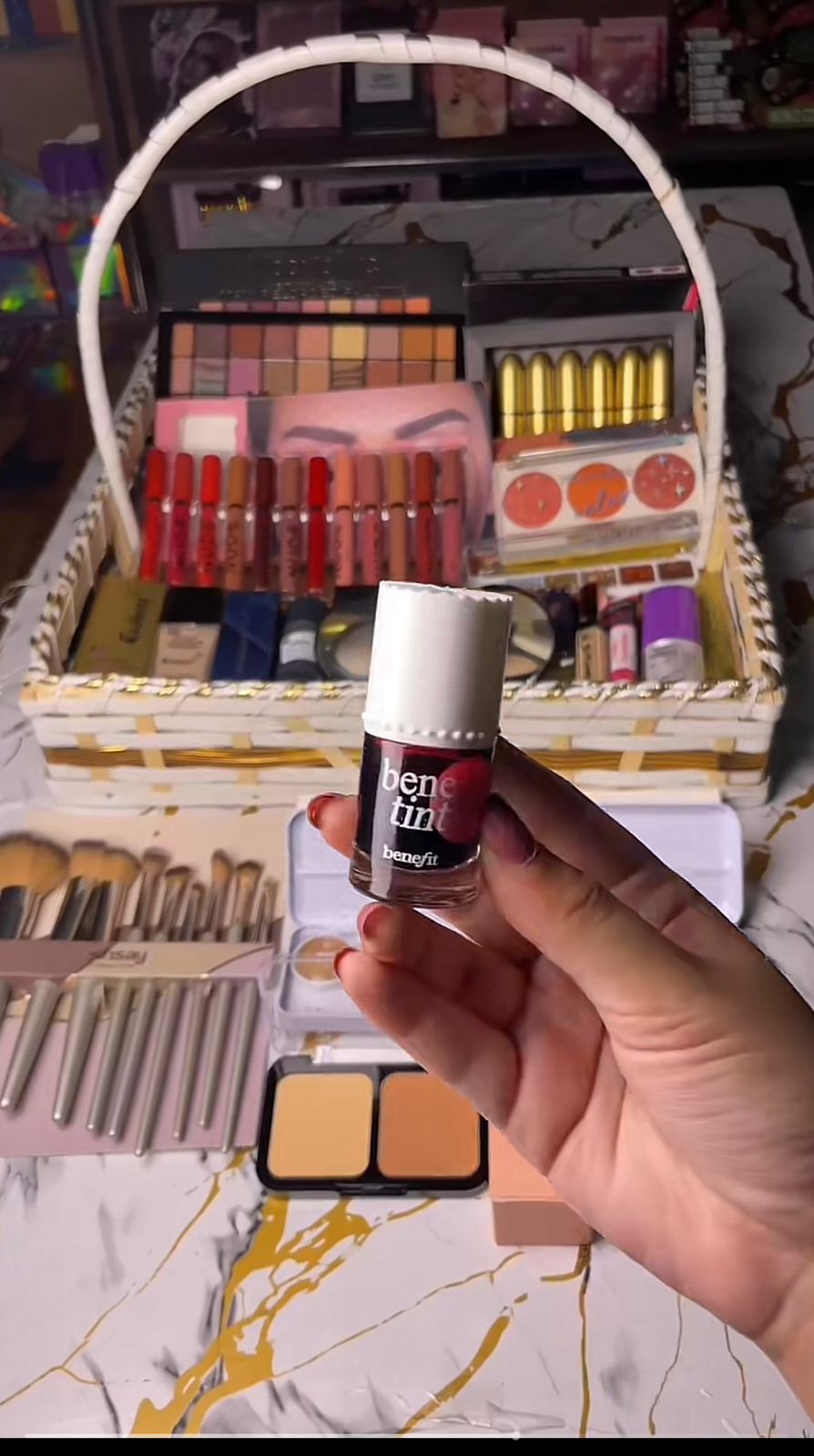 Makeup Deal 02