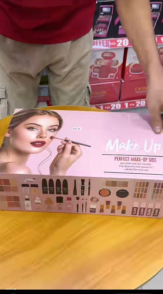 Bestest Makeup Box